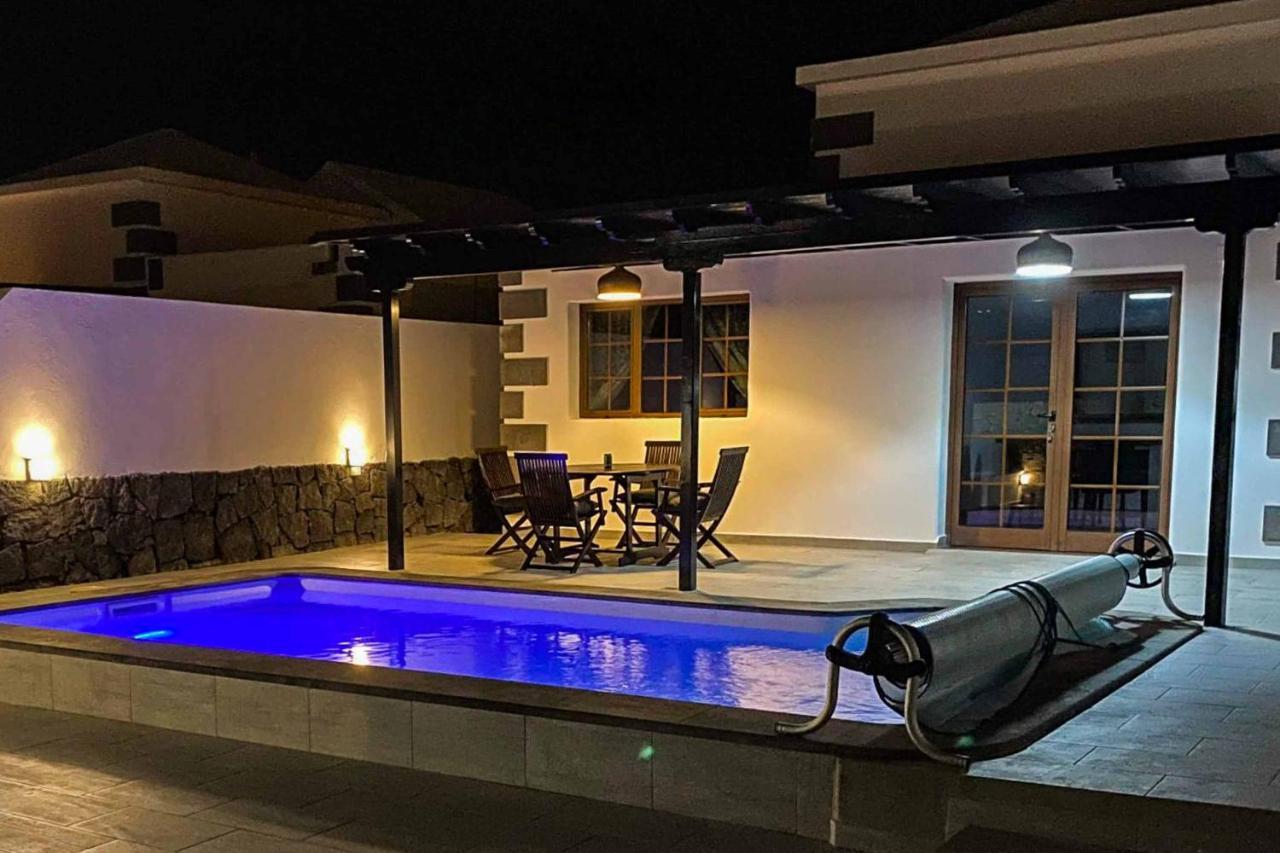 Arabella Villa Плая Бланка Екстериор снимка