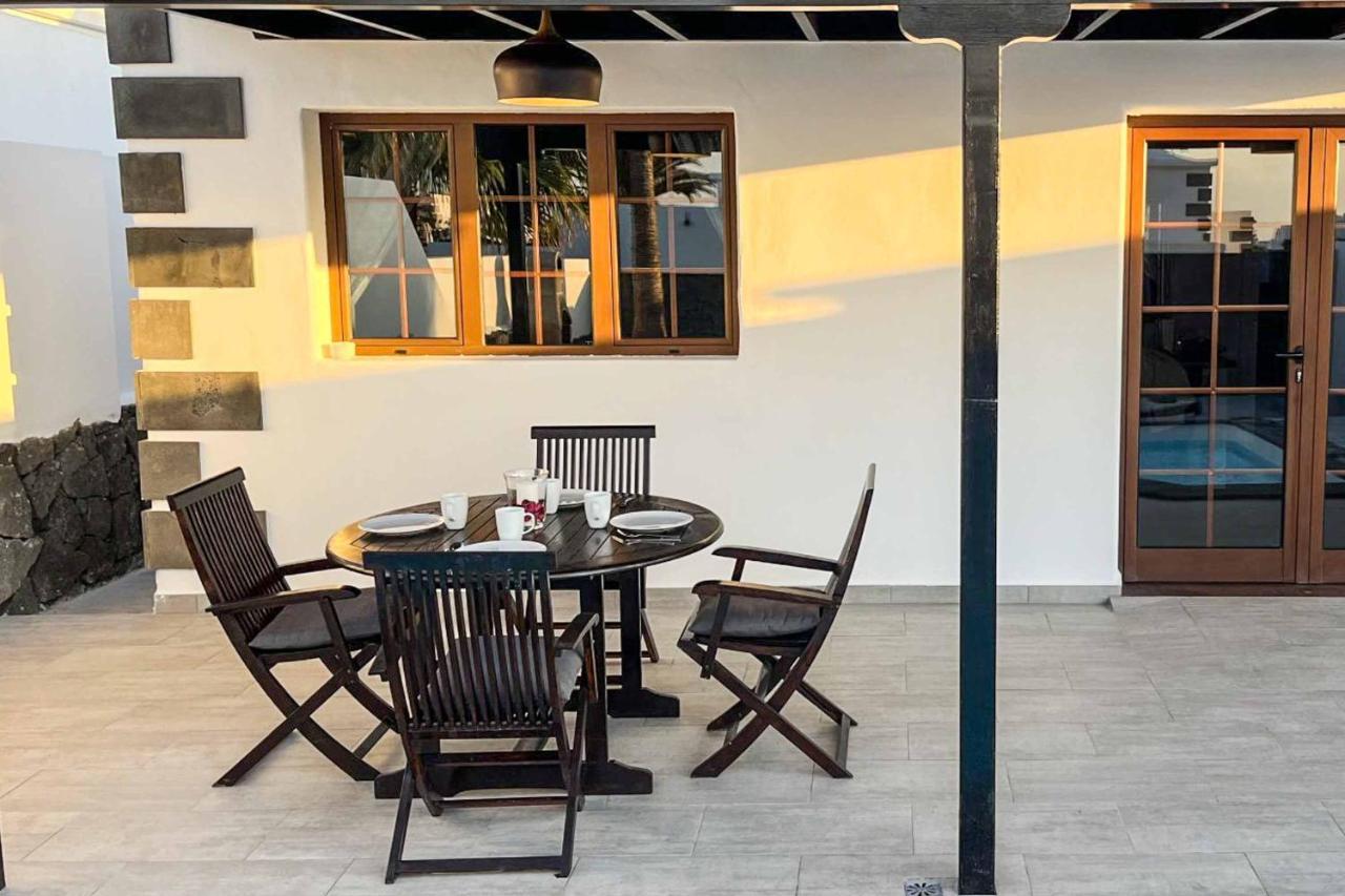 Arabella Villa Плая Бланка Екстериор снимка